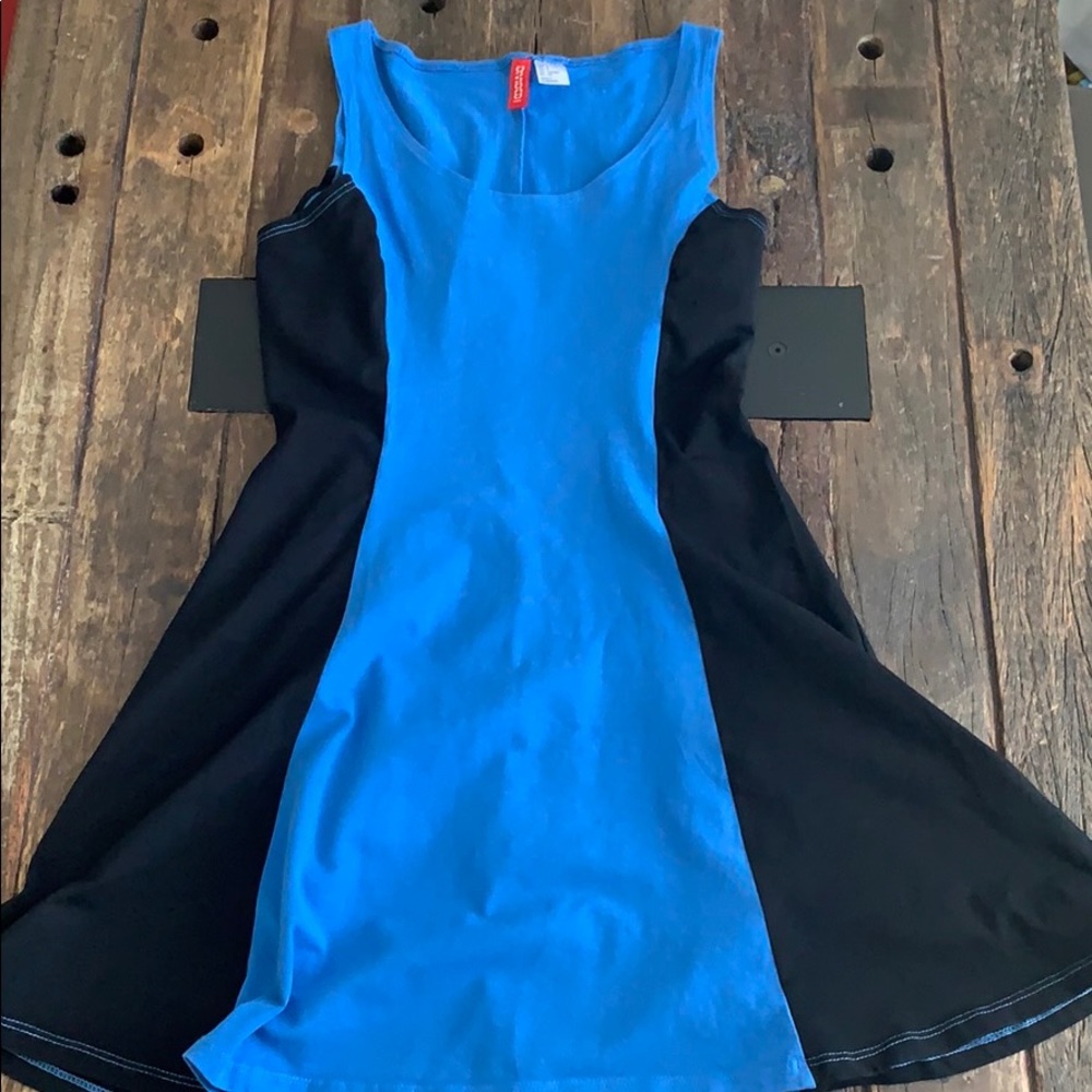 H&M Black and Blue Flared Dress Small